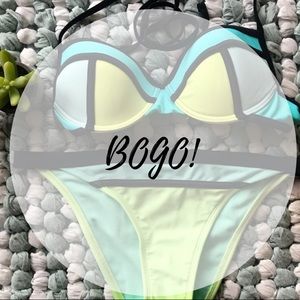 🔥 FINAL - Xhilaration colorblock bikini set